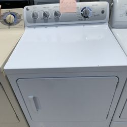GE Dryer Super Size Excellent Condition. Warehouse pricing.  Warranty . Delivery Available . 2522 Market st. 33901