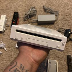Nintendo Wii Bundle