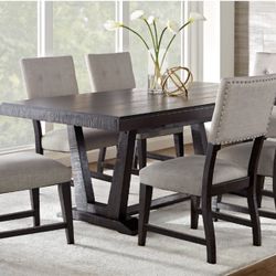 Dining Table + 4  Upholstered Chairs – Like New!