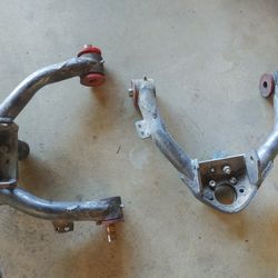 88-98 Chevy/Gmc 1500 Truck 2wd For Lifted Truck Upper Control Arms