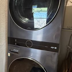 LG Stackable Washer/Dryer