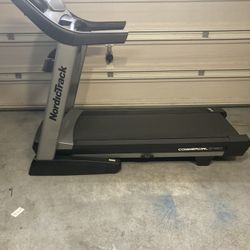 Nordictrack Commercial 2450 Treadmill 