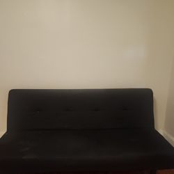 futon turns into a bed