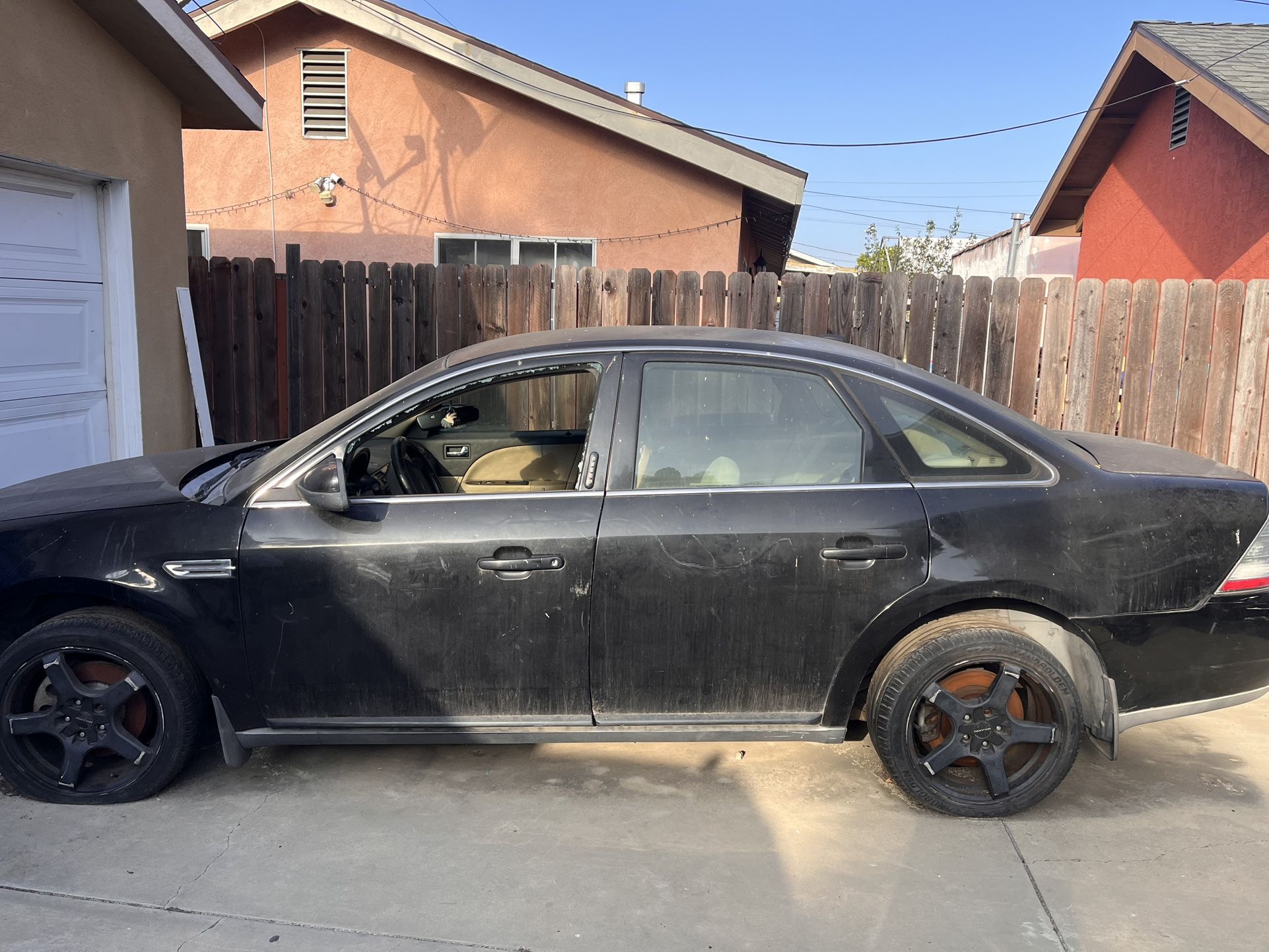 2009 Ford Taurus