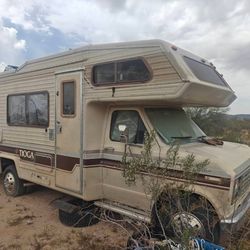 (Project Ford Tioga Motorhome $325 Title In Hand 