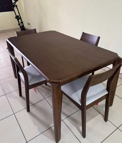 Wood Dining Table Set with 4 Chairs