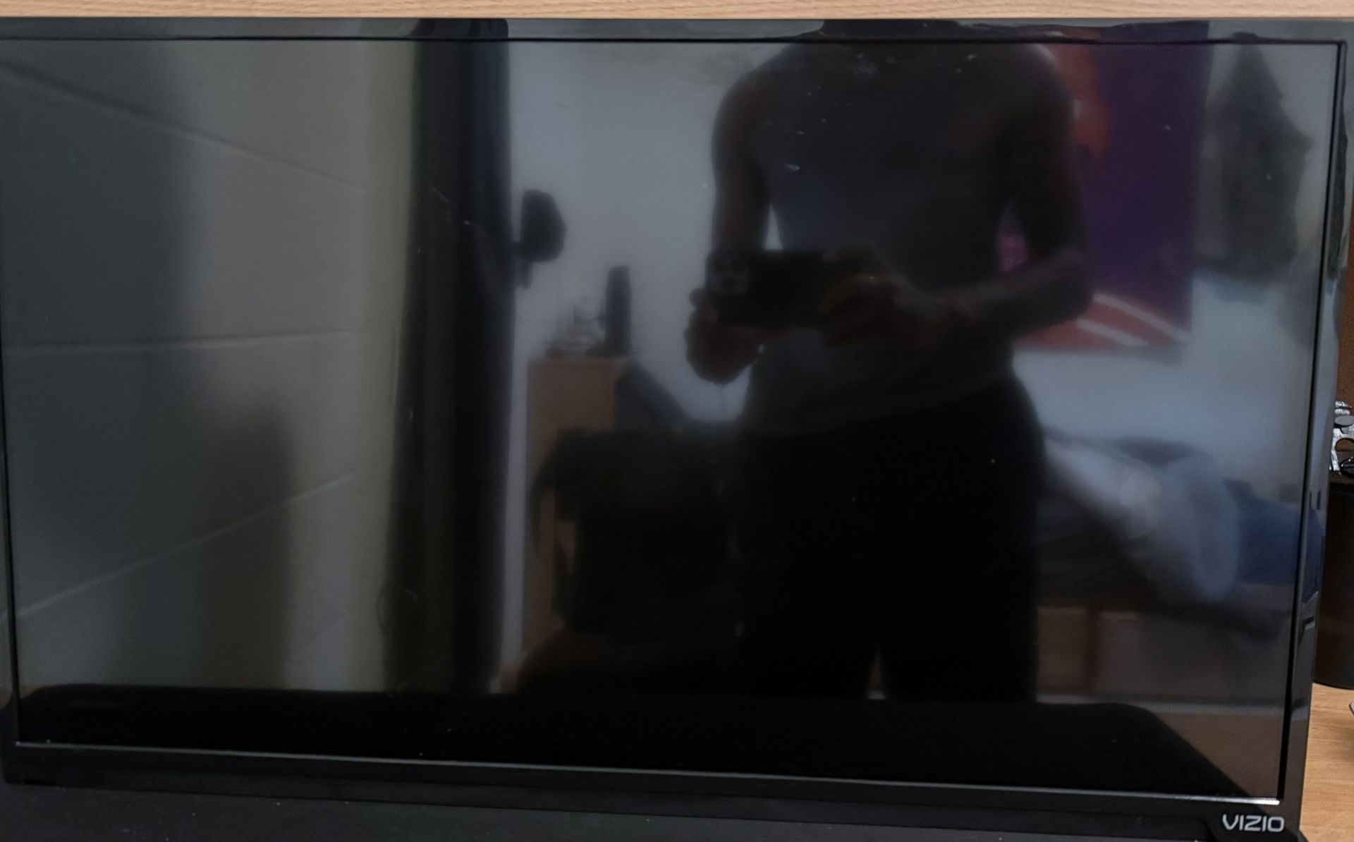 Vizio 28” Smart Tv