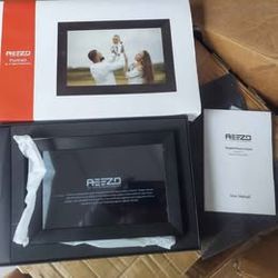 Reezo Digital Photo Frame