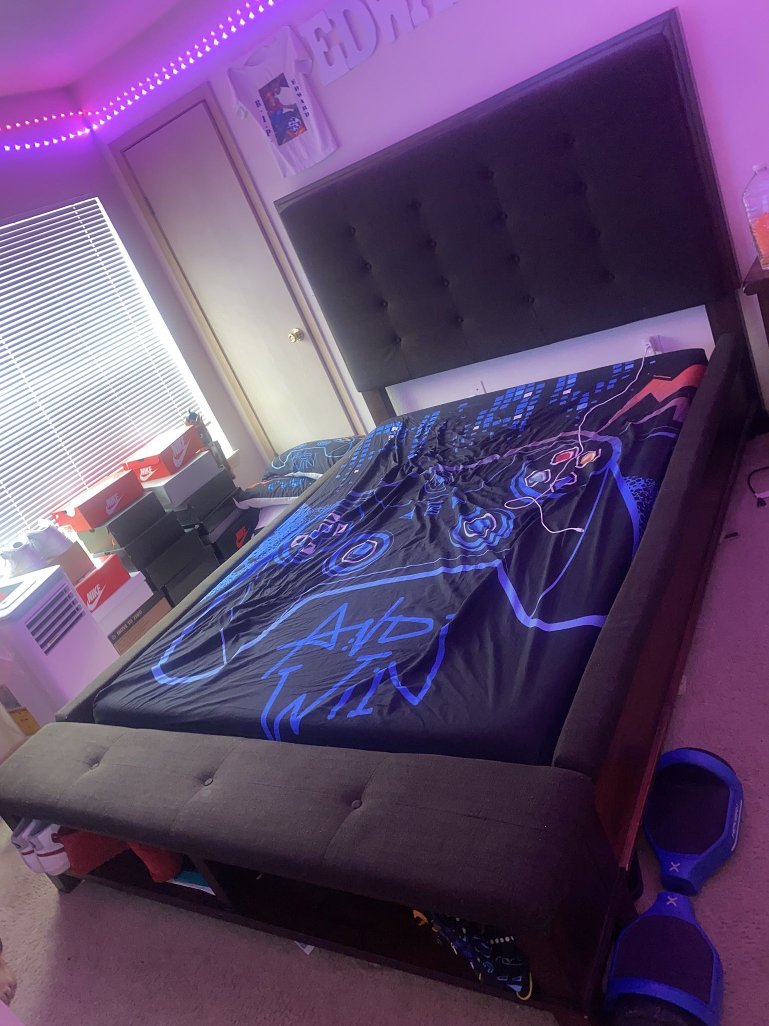 Queen Bedroom Set