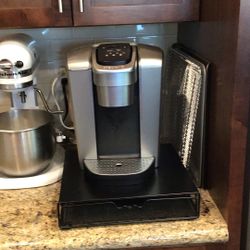 Keurig Working OrderCoffee maker Plus Pods
