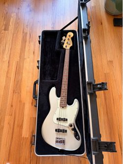 Fender American Jazz Bass with Original Hard Case