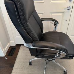 Free office Chair - Issaquah highlands