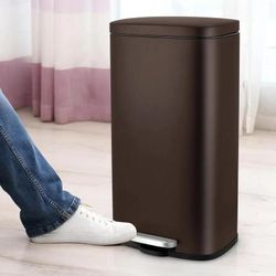 8 Gallon Step on Trash Can, Stainless Steel Kitchen Garbage Fingerprint-Proof, Brown