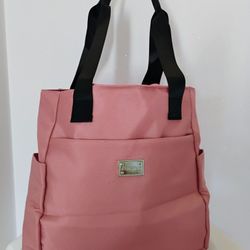 Get Mom This Beautiful Bag For Mom's Day!