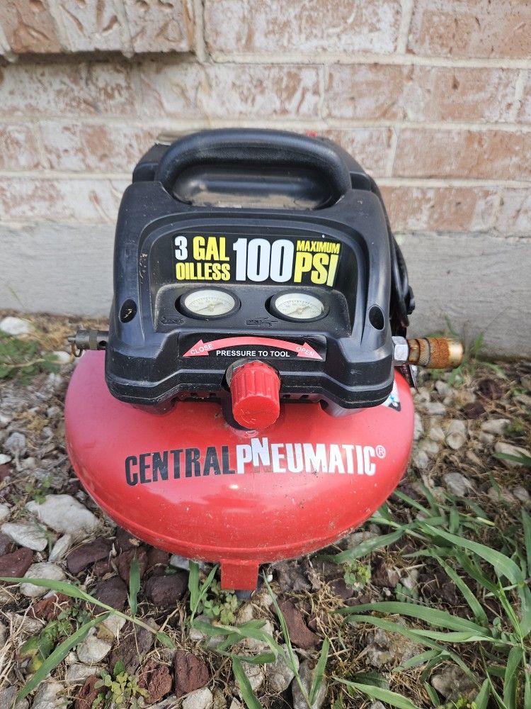 Air compressor