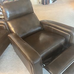 Twin Recliner Chairs 