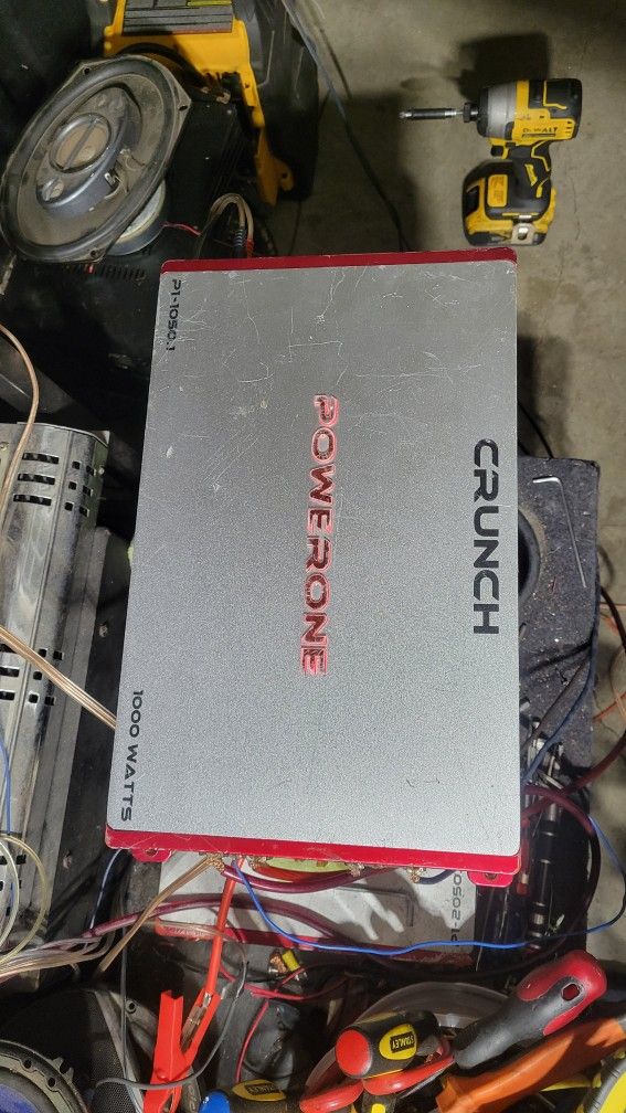 Crunch Amplifier 1000 Watts