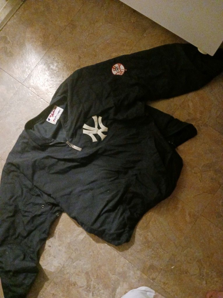 Authentic MLB Yankees Quarter Zip Pull Over Fleece Jacket