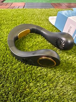 Portable neck fan