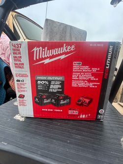 2 PACK MILWAUKEE 6.0 BATTERIES