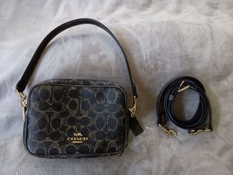 Carey  Crossbody bag