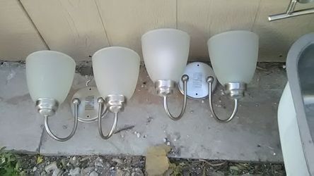 Light fixtures