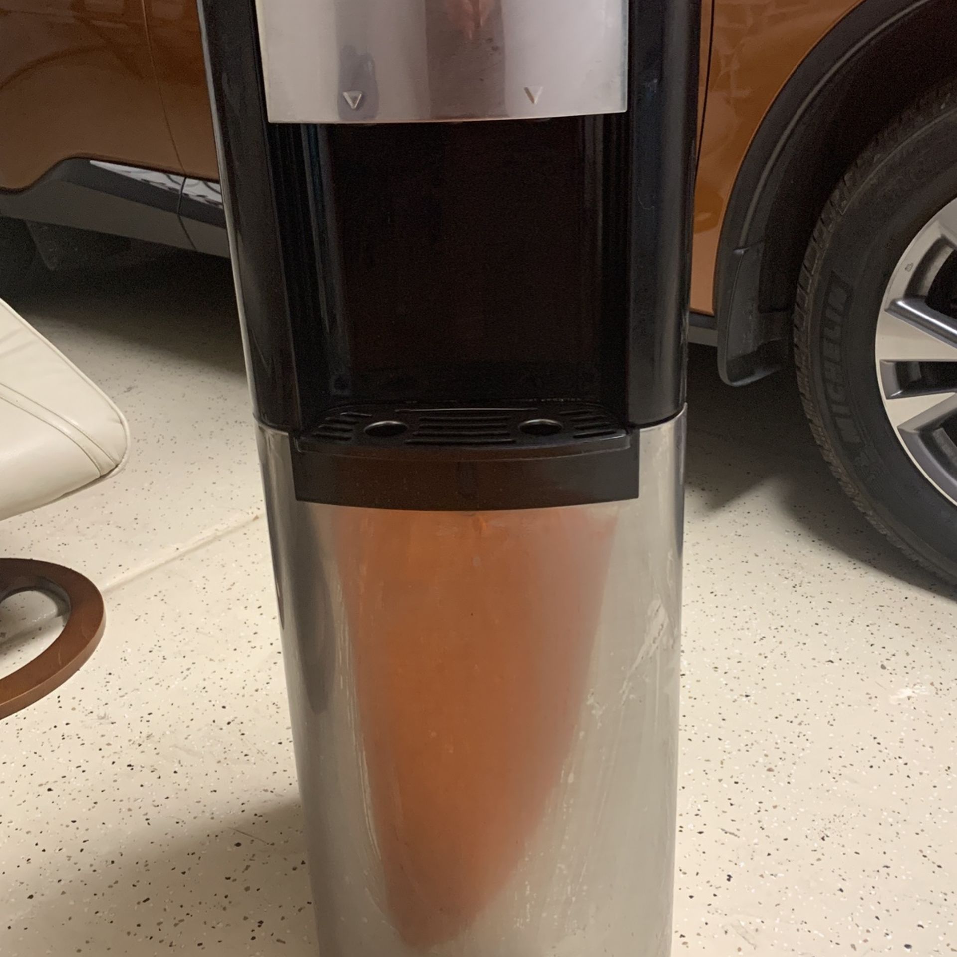 Self Cleaning Hidden Bottom Bottle Water Cooler