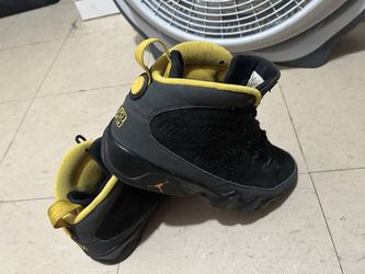 Jordan 9 University Gold