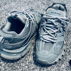 BALENCIAGA TRACK GREY SIZE  43 (size 10)
