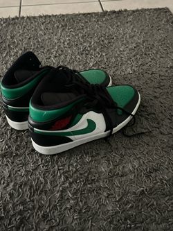 Pine green 1s