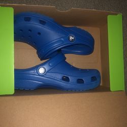 Crocs Blue And Red 5m  7w