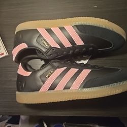 Samba Messi Brand New In Box Size 7 Mens 