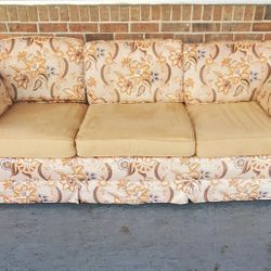 Ethan Allen Sofa Couch 