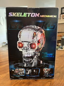 UNOPENED 3D Skull - Skeleton Mechanical Blocks Set - 1099+ Pieces 
