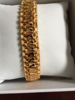 24K vacuum plated bracelet 12"