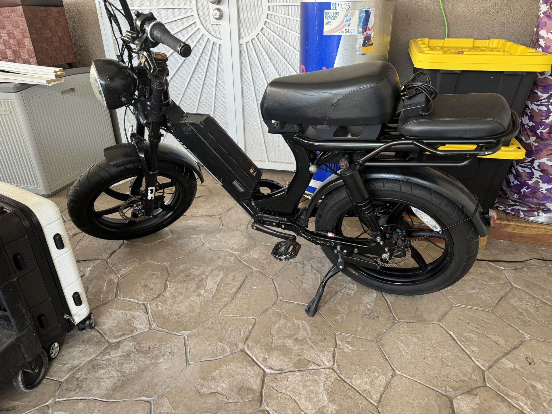  Closeout HyperScorpion E-Bike By Juiced - Used 1 Time 