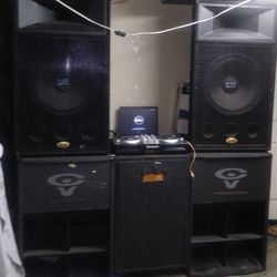 B-52 Set Speakers Set With Dj Stuff No Computer