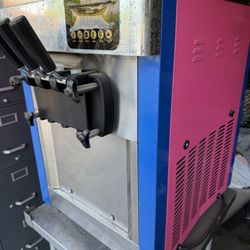 Soft Serve Ice Cream Machine