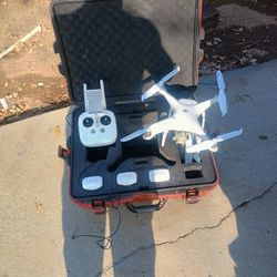 Dji Phantom 4 Pro V2. 0 Drone With Case And Lenses 