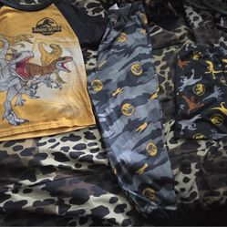 Jurassic World Boys 3 Piece Size 6 Pajama
