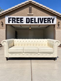 FREE DELIVERY Couch