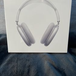AirPods Max (Silver) -Brand New