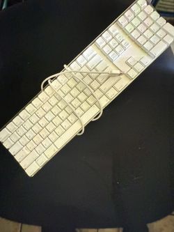 Genuine Apple Keyboard 