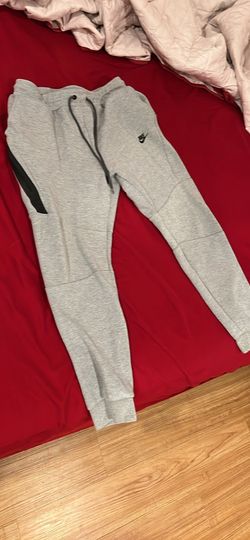 Nike tech medium