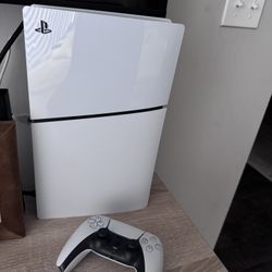 PlayStation 5 (PS5) Disc Version 1000 TB 1 Remote All Cables And 5 Games