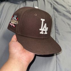 Dodger Fitted Size 7 1/8 