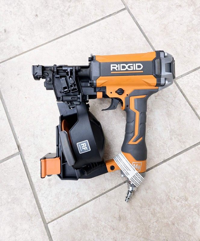 RIDGID Air Pneumatic Roofing Nailer
