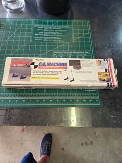 RC aircraft CG gauge