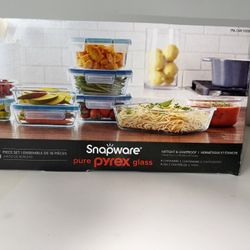Snapware Pyrex Glass Set