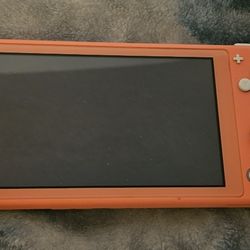 Nintendo Switch Lite Coral